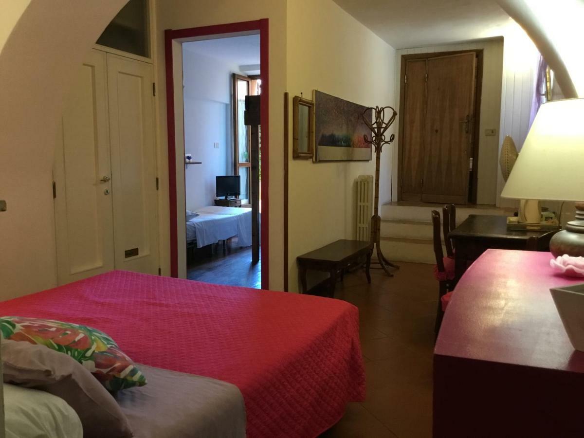 Al Giardino Di Alice Panzió Perugia Kültér fotó