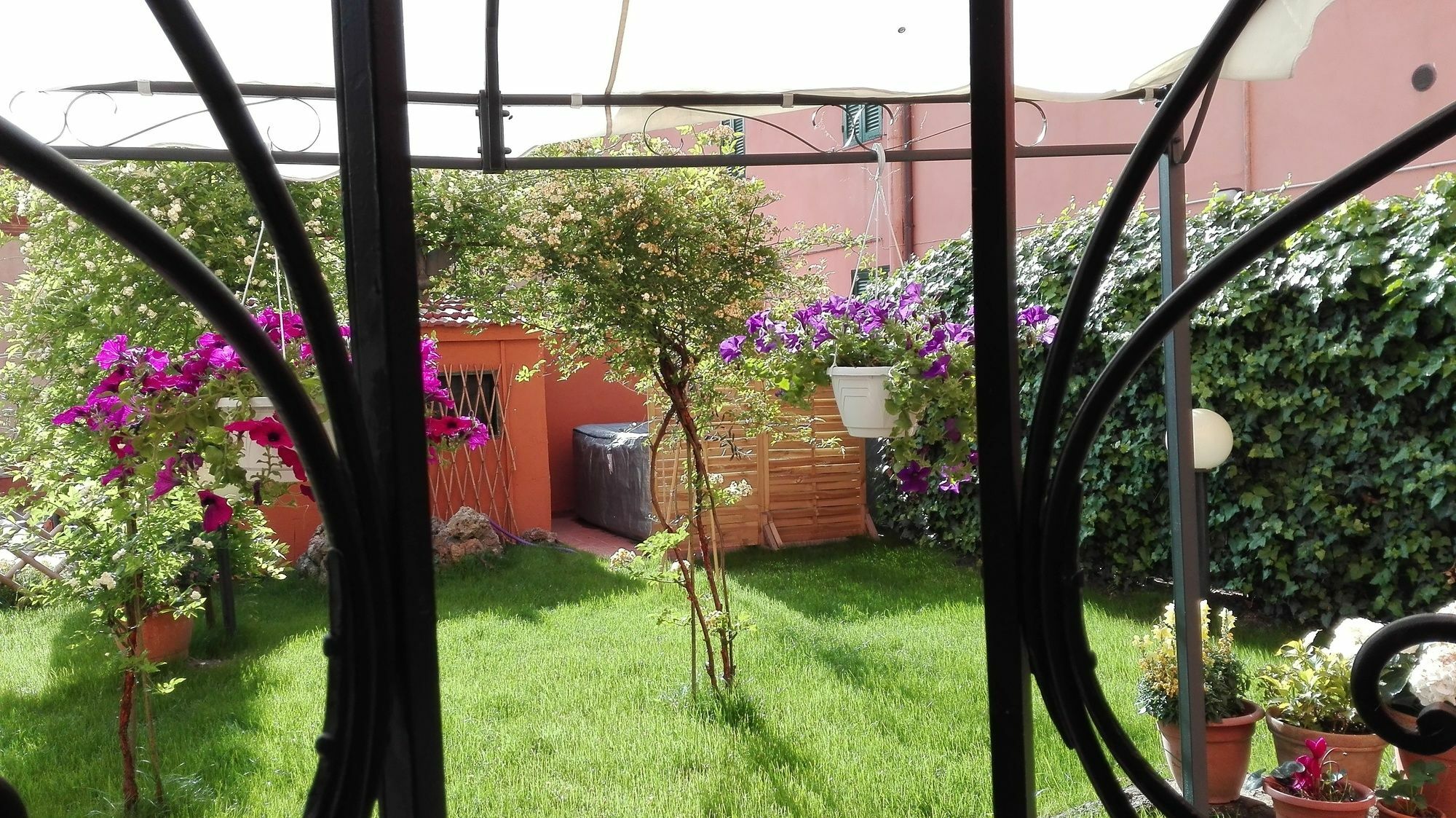 Al Giardino Di Alice Panzió Perugia Kültér fotó