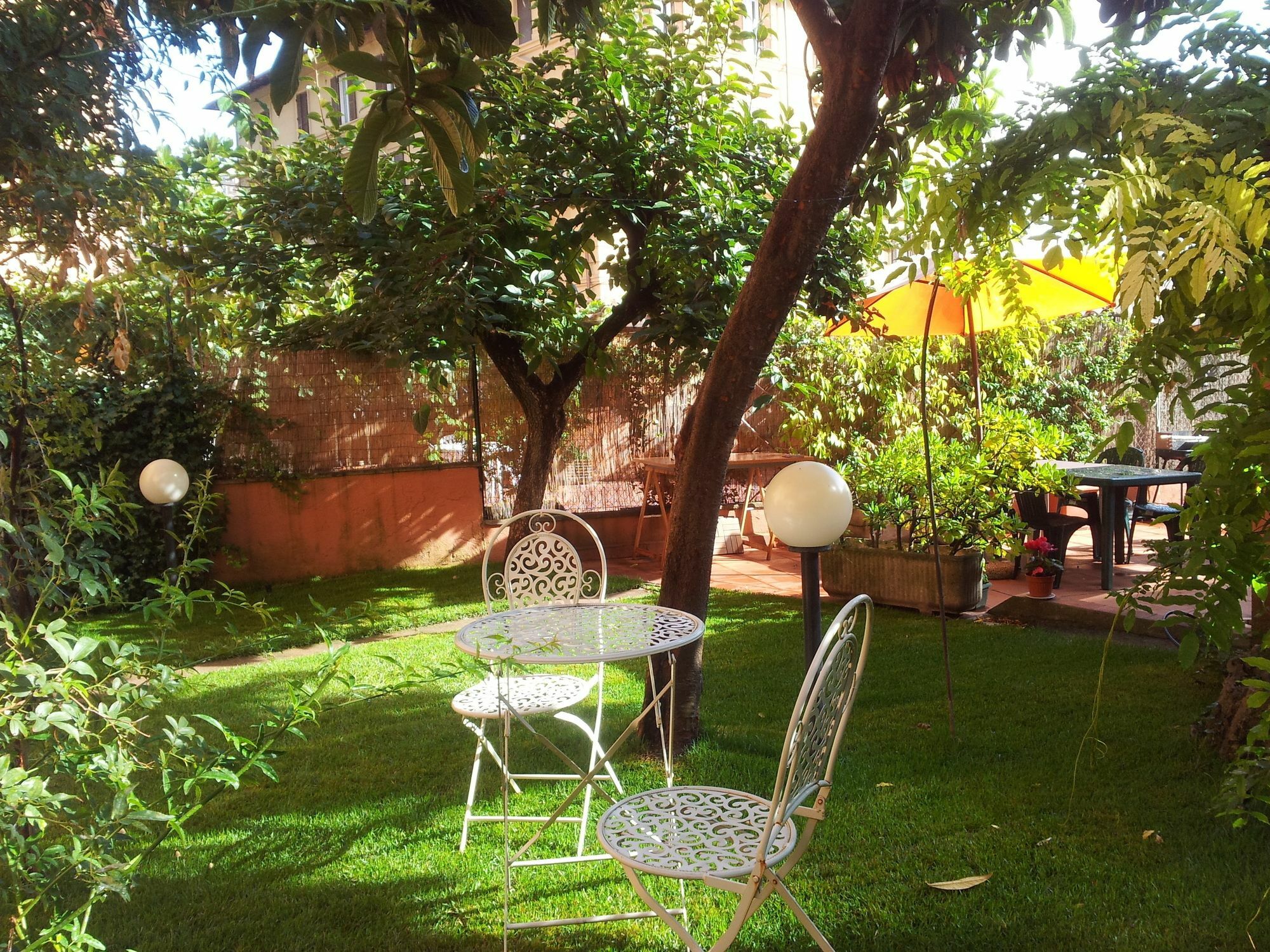 Al Giardino Di Alice Panzió Perugia Kültér fotó
