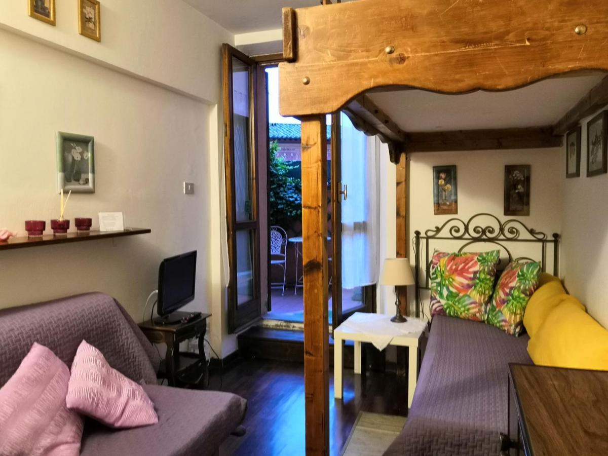 Al Giardino Di Alice Panzió Perugia Kültér fotó