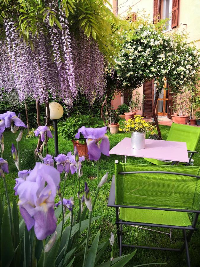 Al Giardino Di Alice Panzió Perugia Kültér fotó